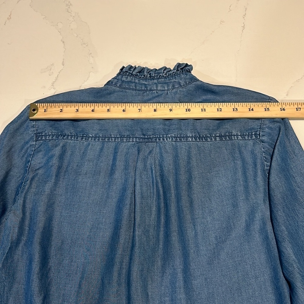 RW&CO Lyocell Denim color Shirt Long Sleeves Ruffles Size Small - Picture 6 of 11